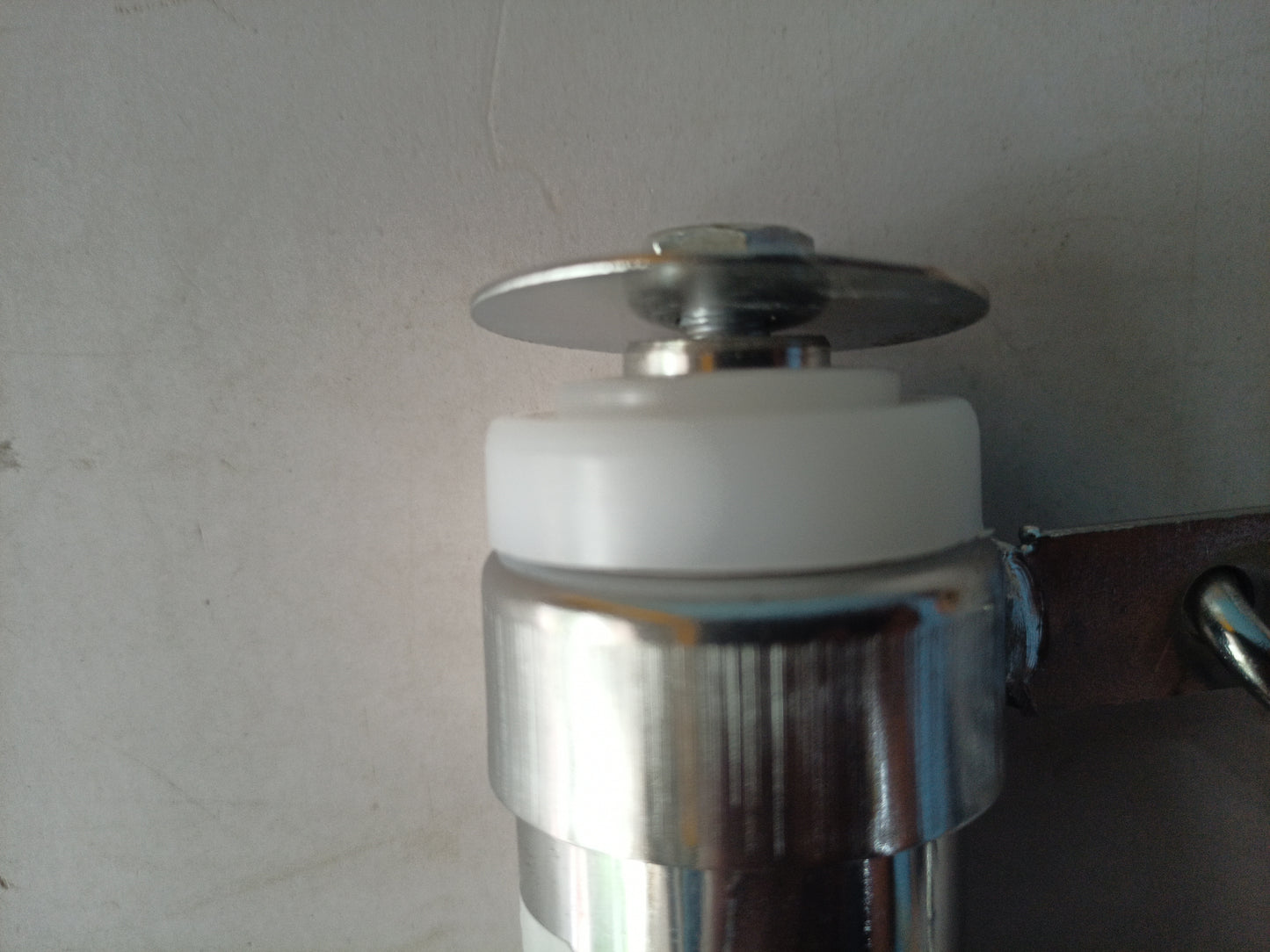 Grander handly Teflon Bush