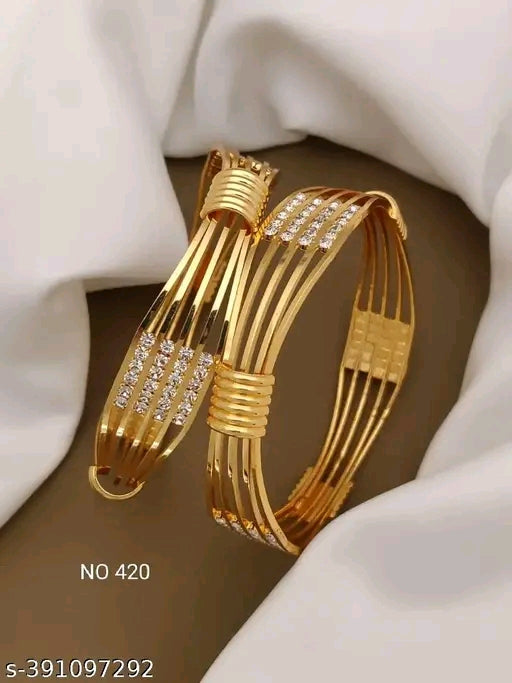 Twinkling Elegance: Gold-Plated Cubic Zirconia Bracelet & Bangle Set"