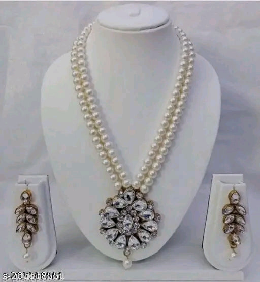 Elegant Gold-Plated Cubic Zirconia Necklace & Earrings Set – Adjustable &Timeless"