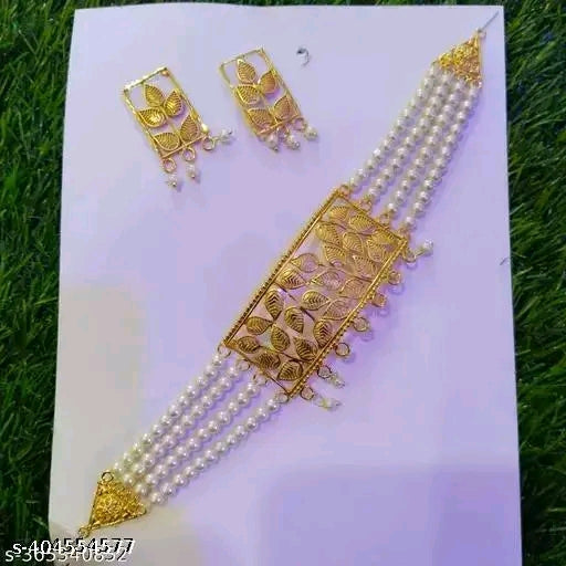 Elite Chunky Gold-Plated Pearl Choker & Earrings Set – Adjustable & Stunning