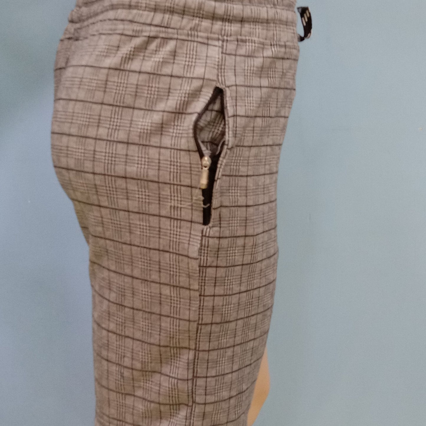 Small Checker Design Shorts for Men - Faritha