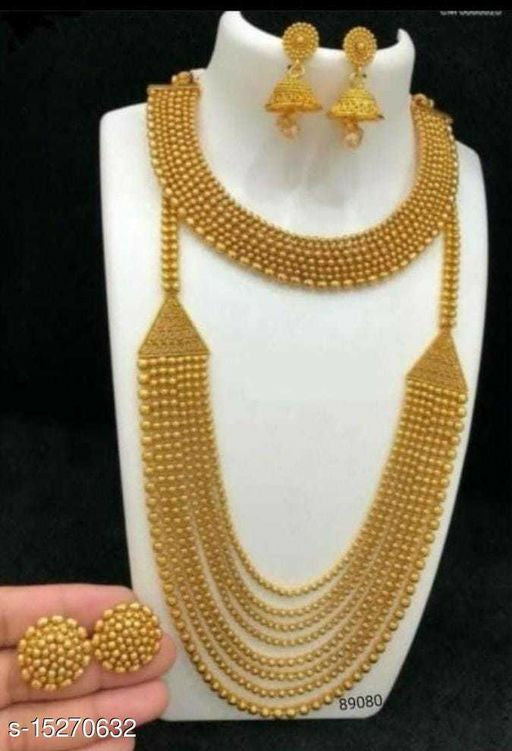 Necklaces & Chains
Twinkling Chunky Women
