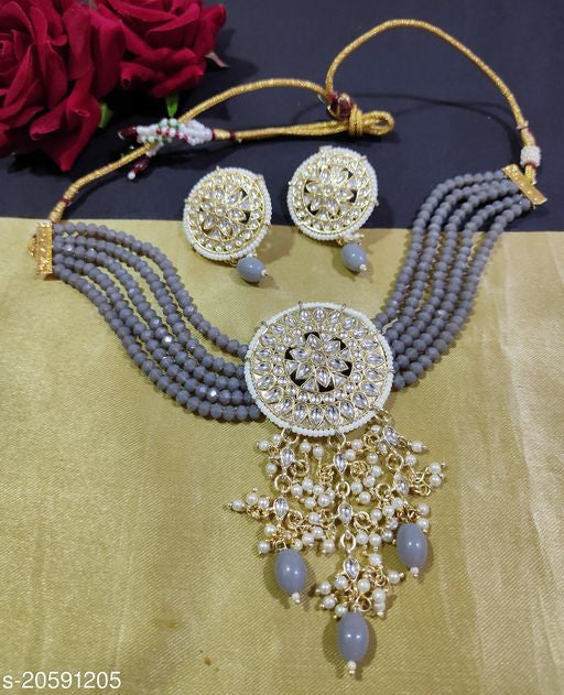 Sizzling Chunky Women Necklaces & Chains - Faritha