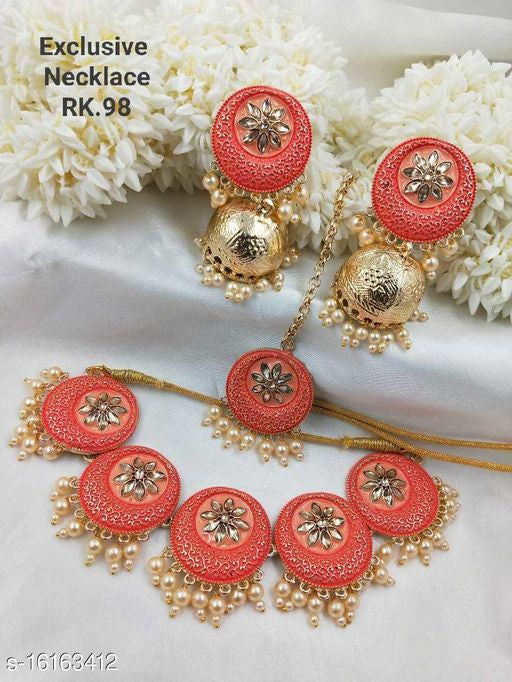Twinkling Fancy Women Necklaces & Chains