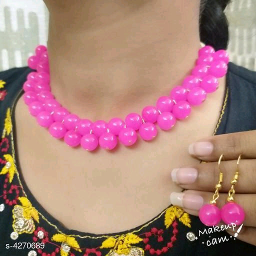 झिलमिलाते सुंदर आभूषण सेट