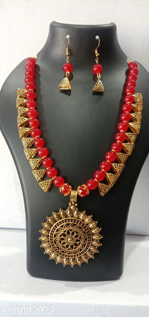 Sizzling Chunky Women Necklaces & Chains - Faritha