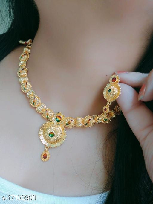Shimmering Chunky Women Necklaces & Chains - Faritha