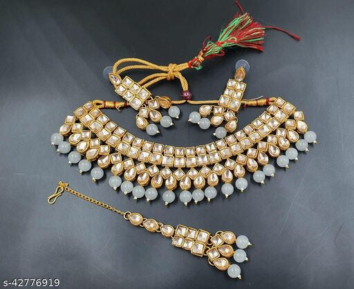 Shimmering Chunky Women Necklaces & Chains - Faritha