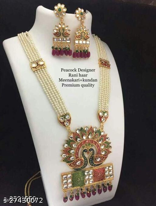Twinkling Graceful Women Necklaces & Chains - Faritha