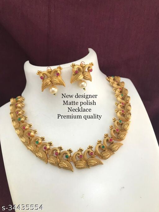 Shimmering Chunky Women Necklaces & Chains - Faritha