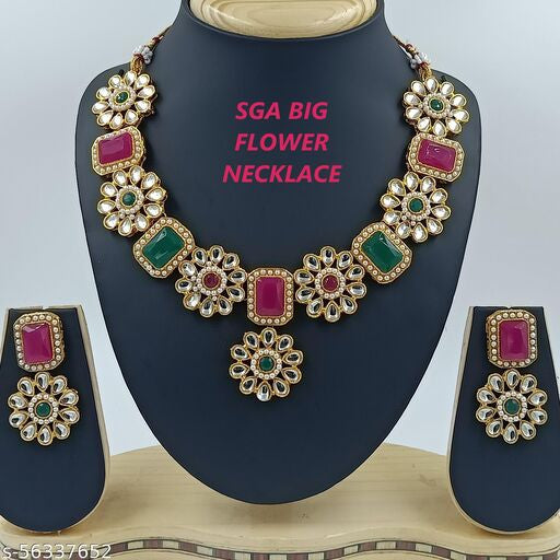 Twinkling Graceful Women Jewellery Set - Faritha