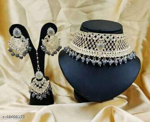 Trendy jewellery Set - Faritha