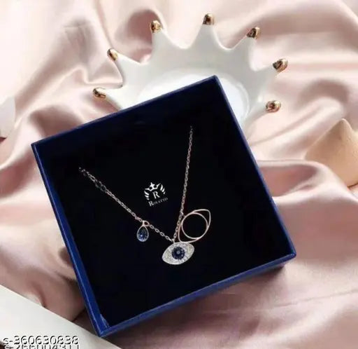 Sizzling Graceful Women Necklace Chain – Party Wear India Model 2