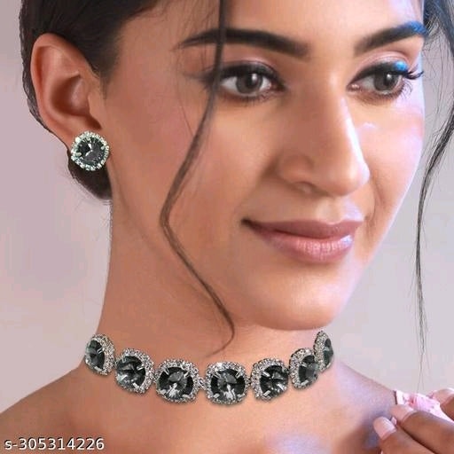 Feminine Unique Jewellery Sets - Faritha