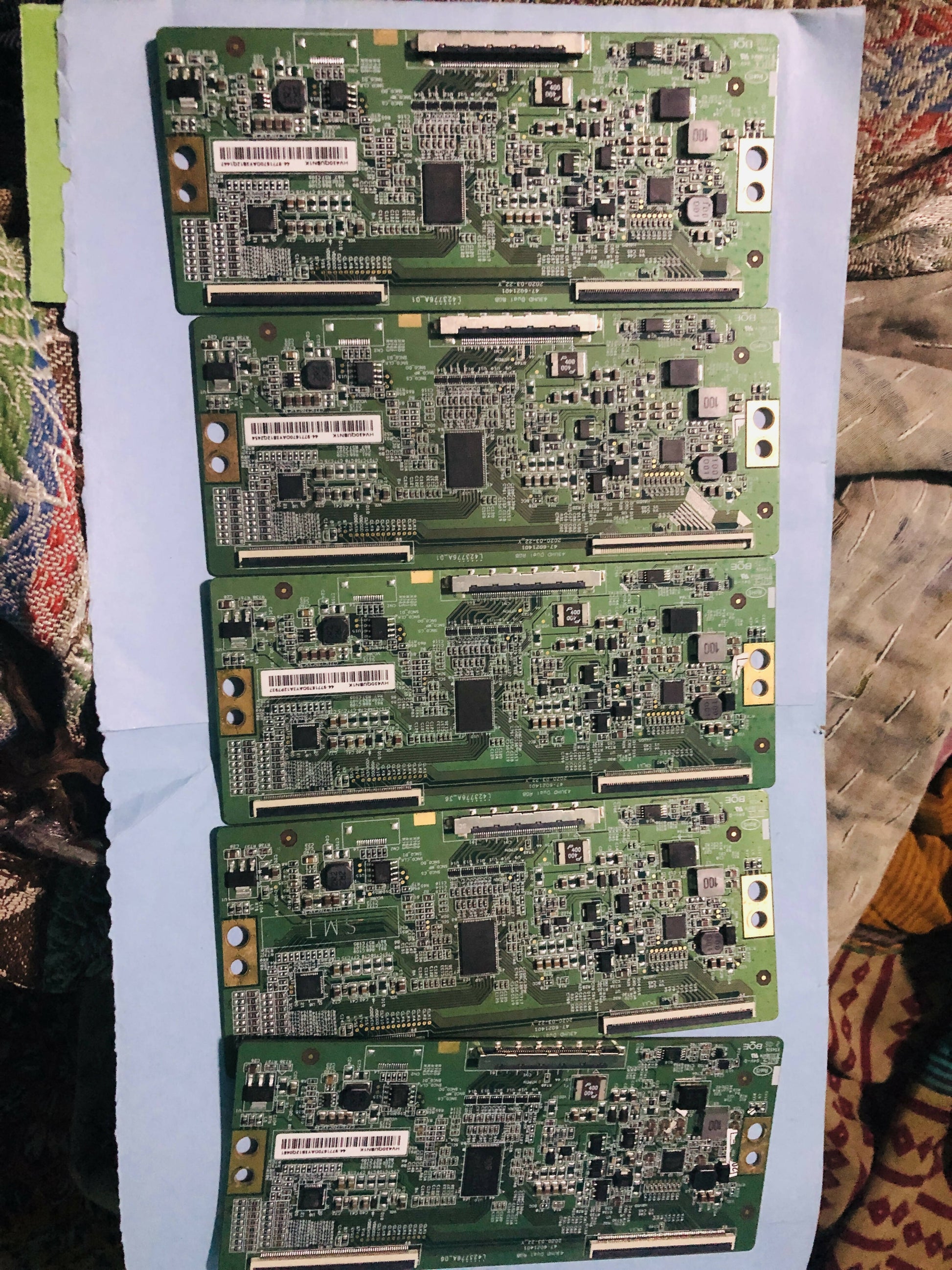 HV430QUB-N4K T-Con Board side connector view