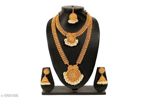 Shimmering Fancy Women Necklace Set - Faritha