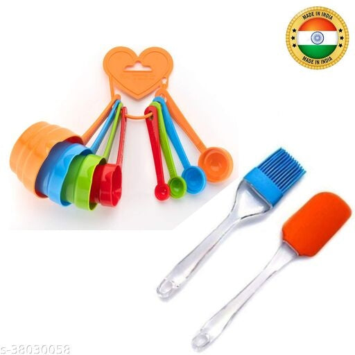  *Cake Decorating Kits Cake Turntable, 12 Numbered Cake Decorating Tips, 3 Icing Spatula, 3 Icing Smoother, 1 Silicone Piping Bag, 1 coupler , 1 set brush spatula , 8 pc colour measuring cup & spoons(Multicolour)* - Faritha